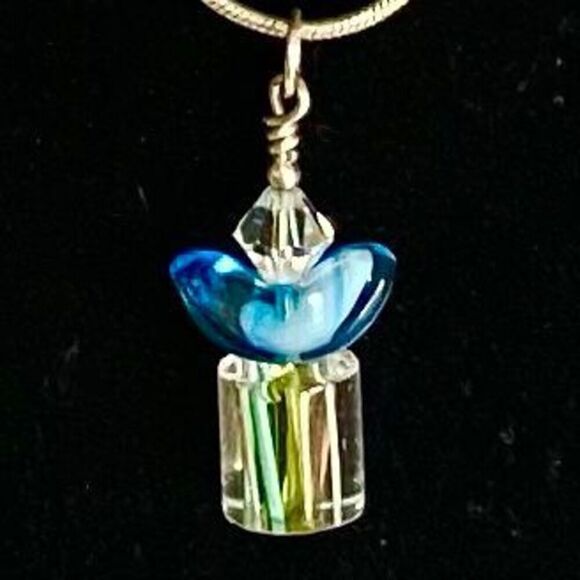 WY# “Bluebird on His Perch” Crystal & Sterling 925 Silver Chain Necklace - Picture 1 of 8